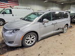 Chrysler Pacifica 2017