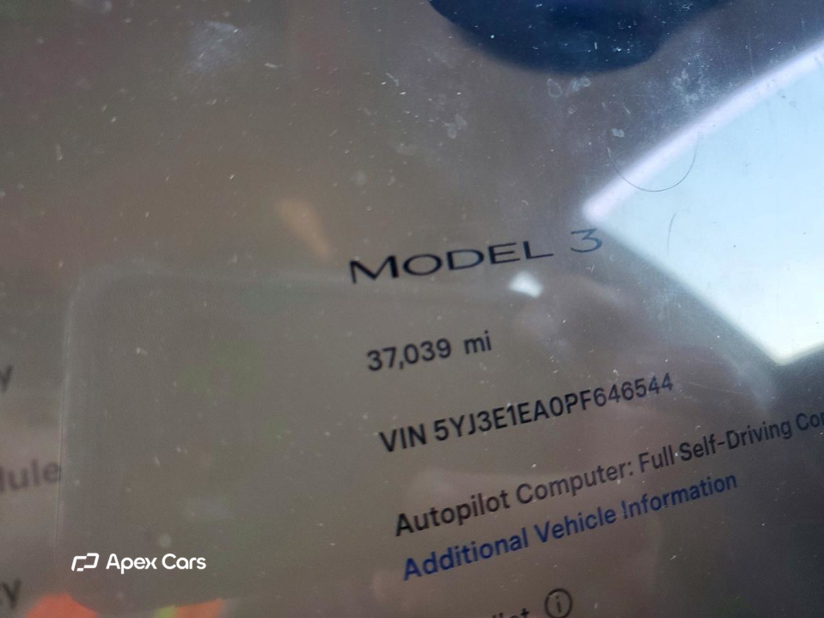 Tesla Model 3 2023