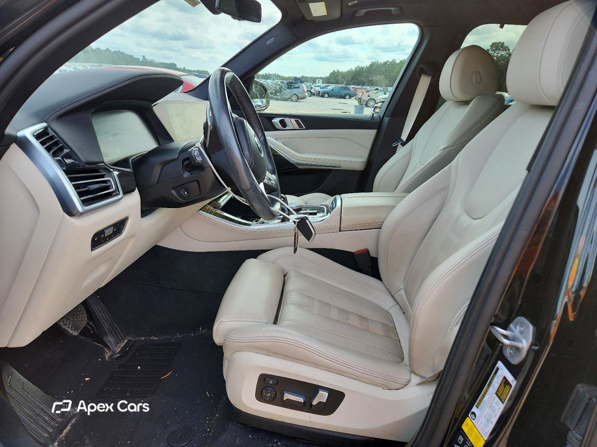 BMW X5 2021