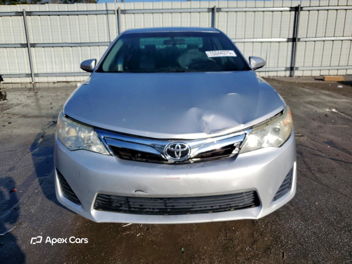 Toyota Camry 2012