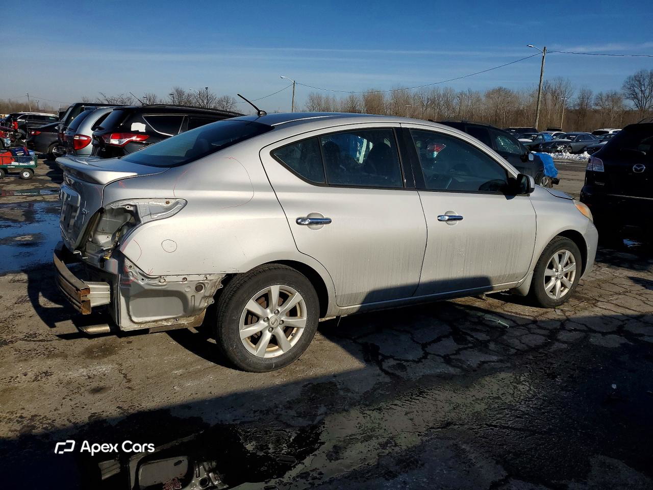 Nissan Versa 2014