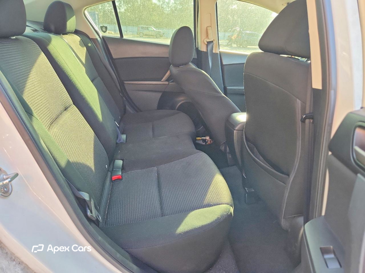 Mazda 3 2013