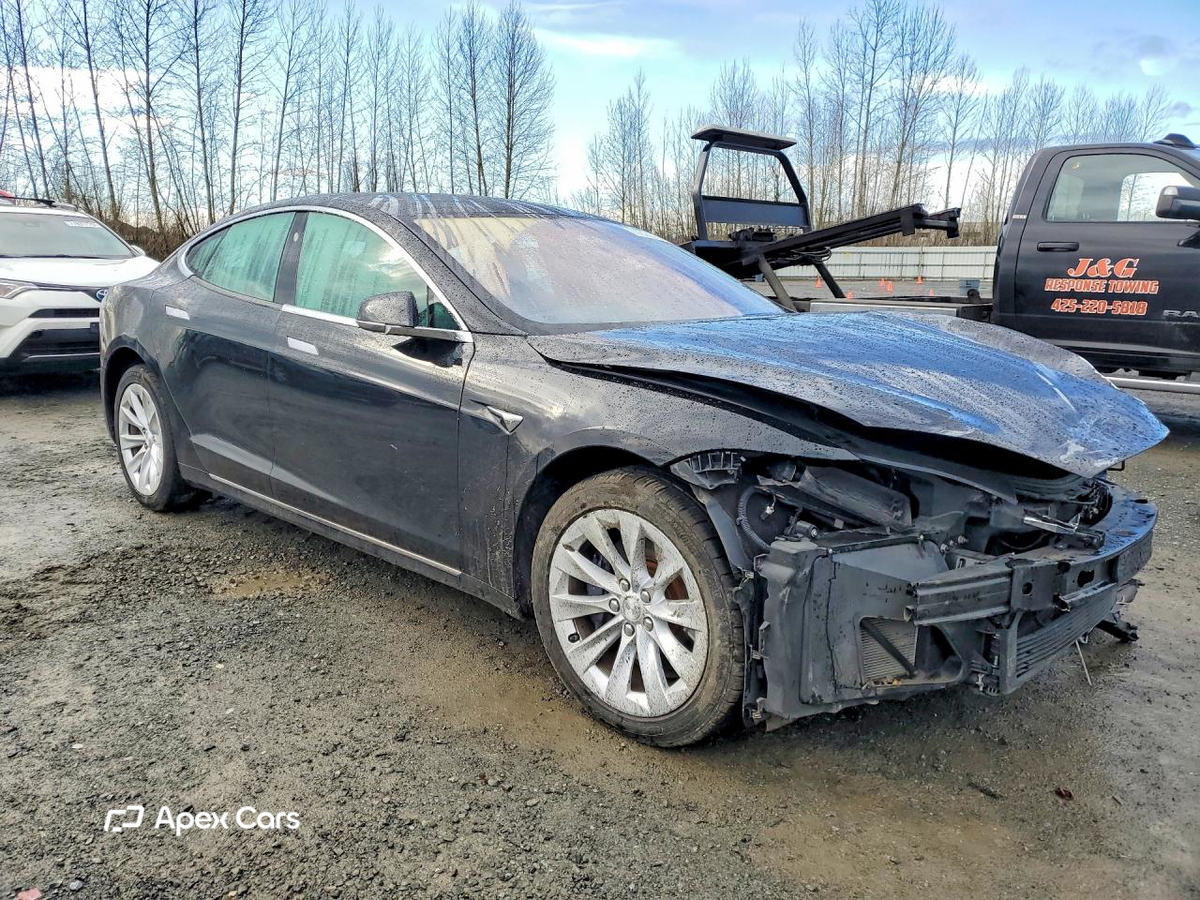 Tesla Model S 2018