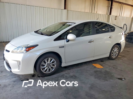 Toyota Prius 2015 - Image 1 of 12