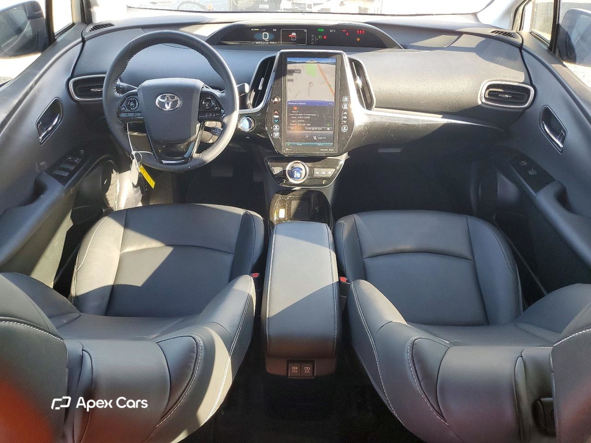 Toyota Prius 2021