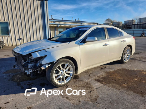 Nissan Maxima 2011 - Image 1 of 14