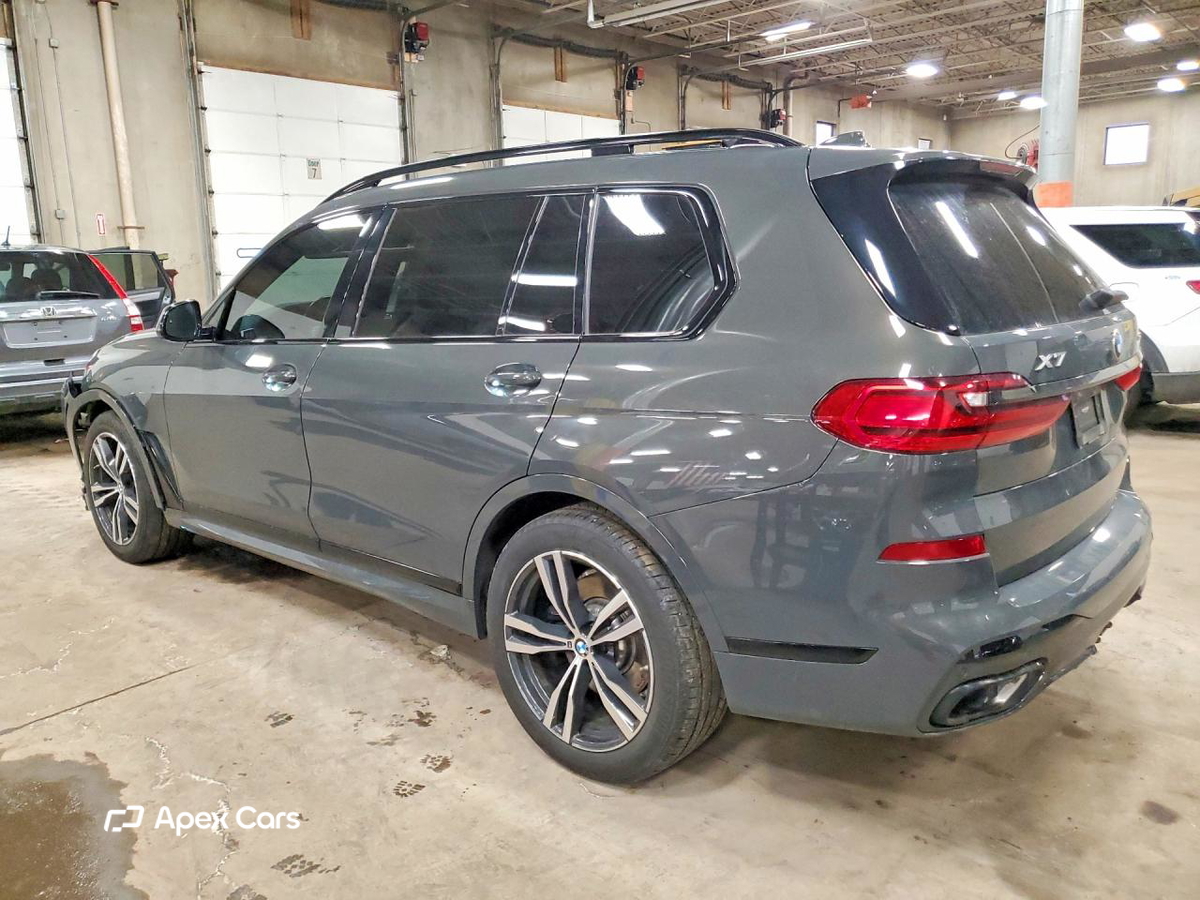 BMW X7 2022