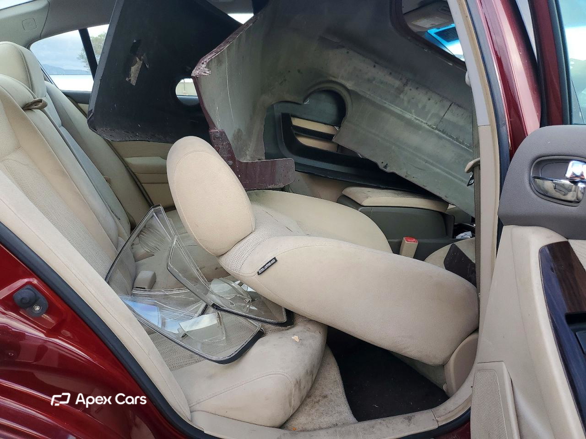 Nissan Altima 2010