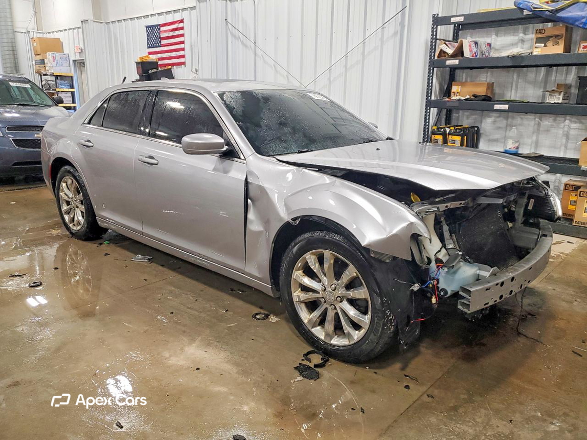 Chrysler 300 2016