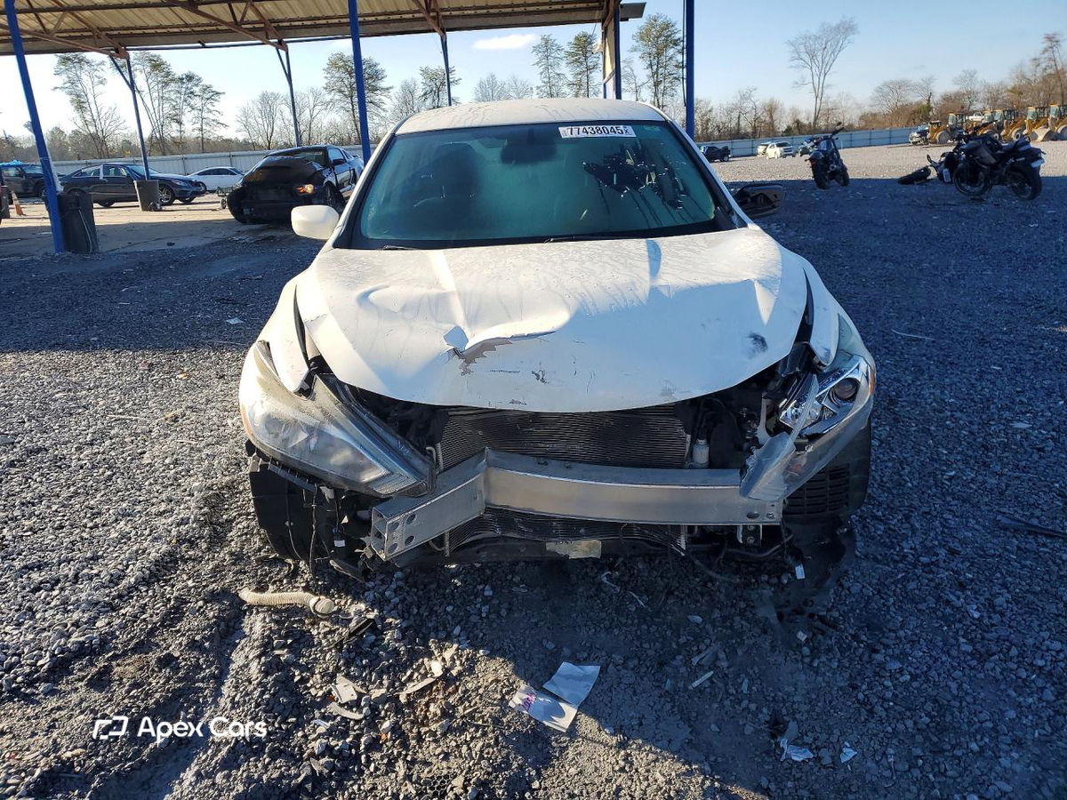 Nissan Altima 2018