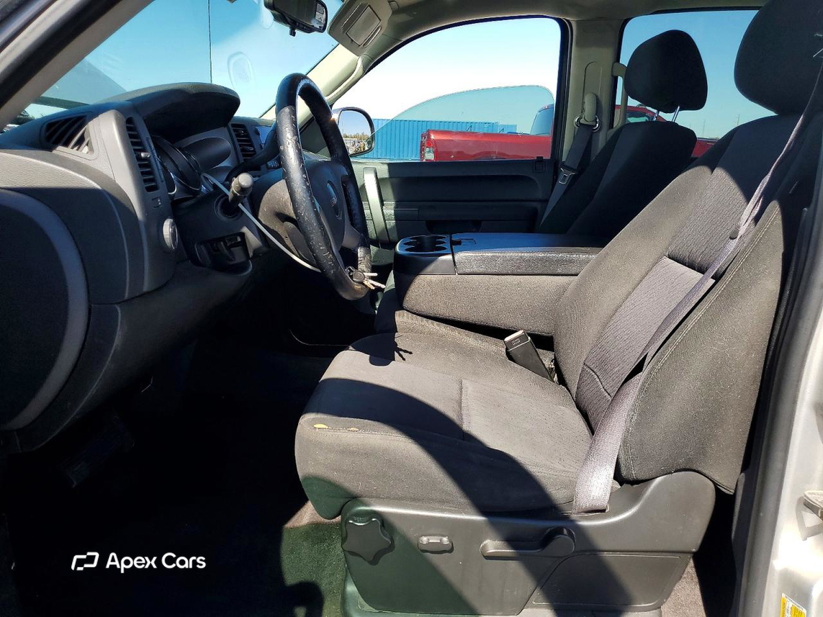GMC Sierra 2011