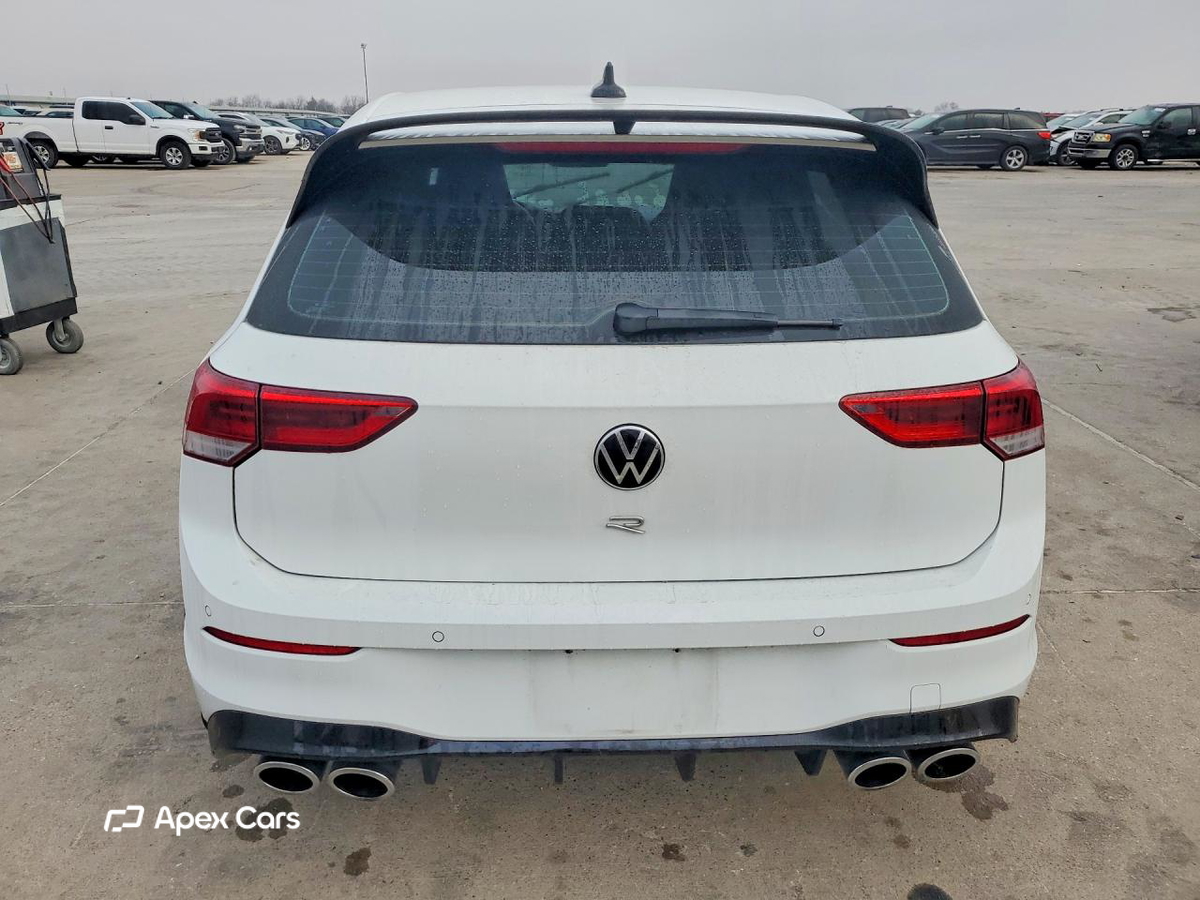 Volkswagen Golf 2024