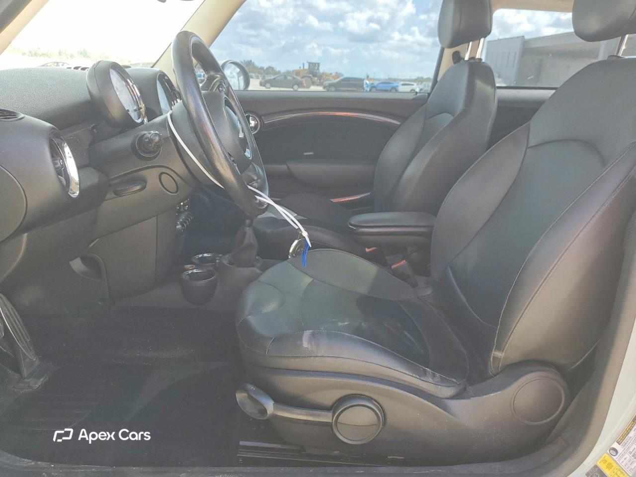 MINI Cooper 2012