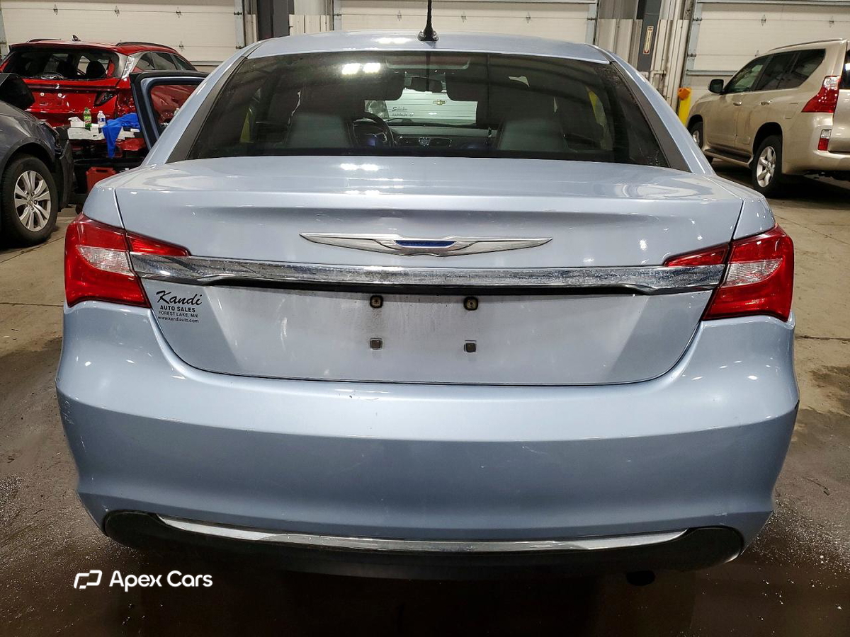 Chrysler 200 2012