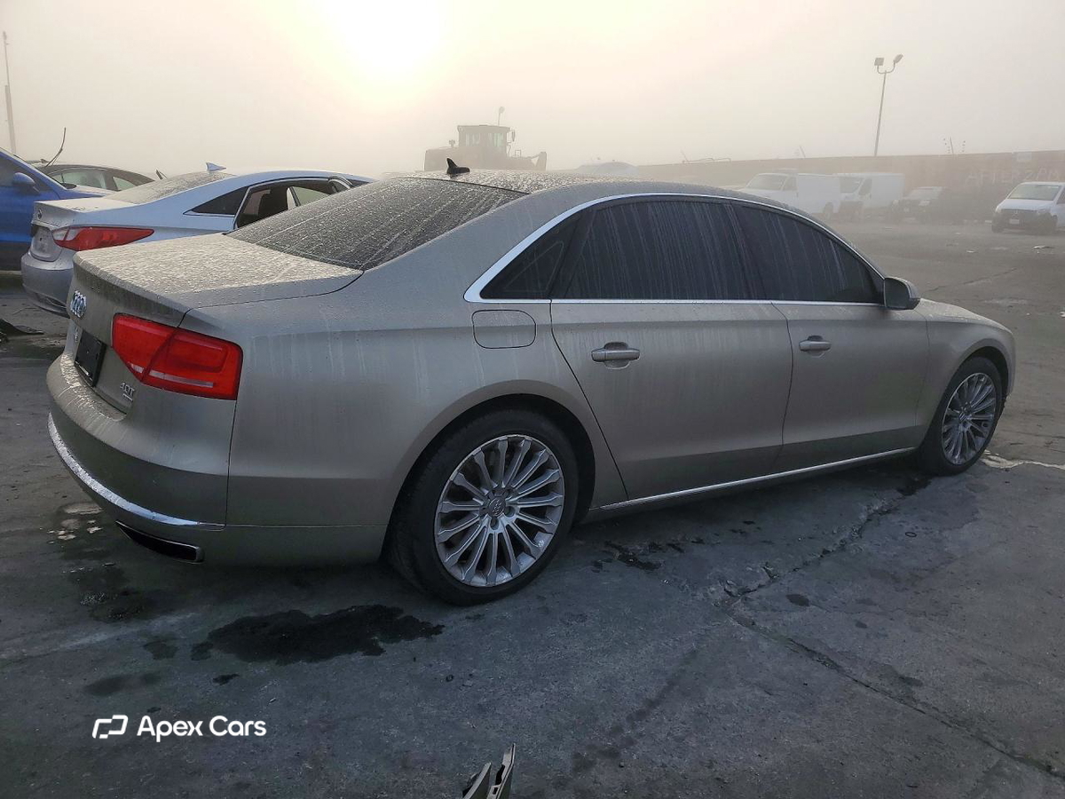 Audi A8 2014