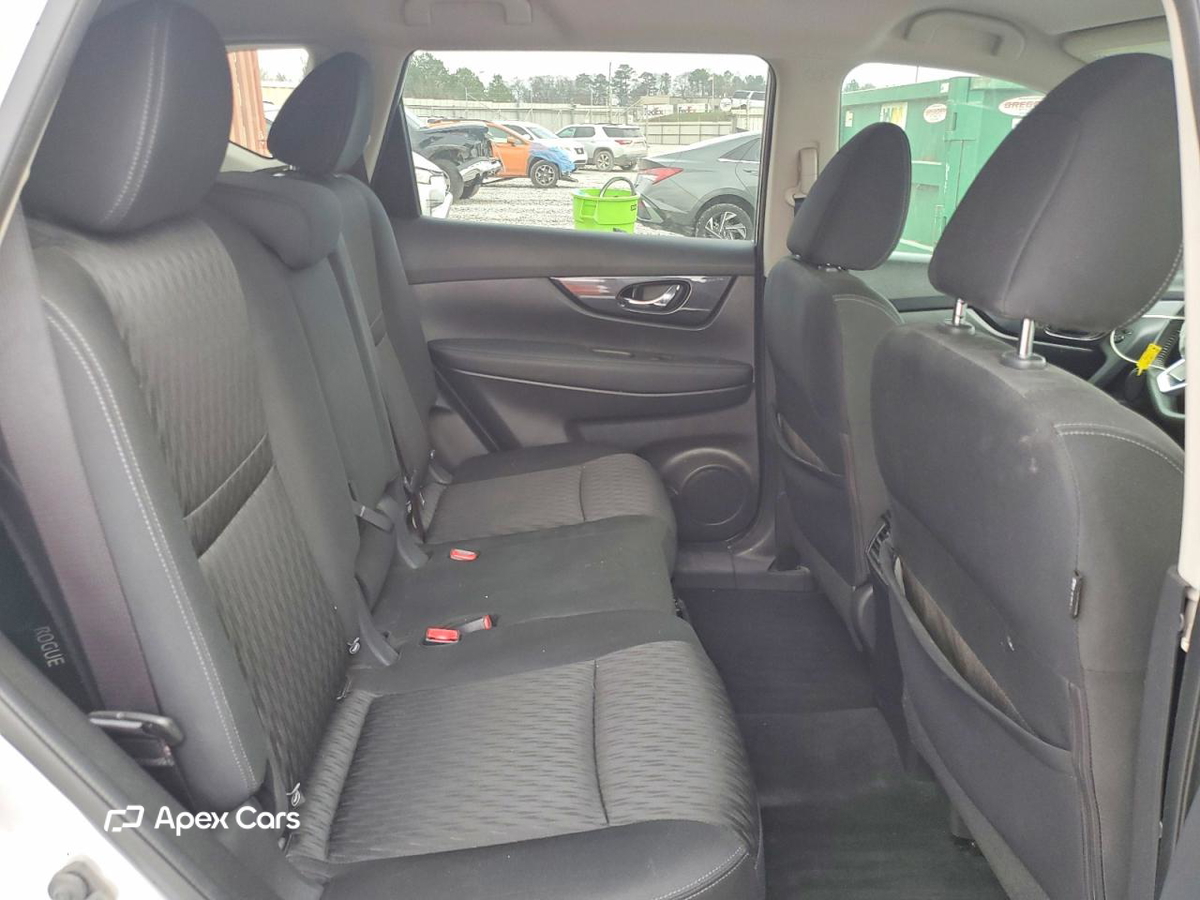 Nissan Rogue 2020