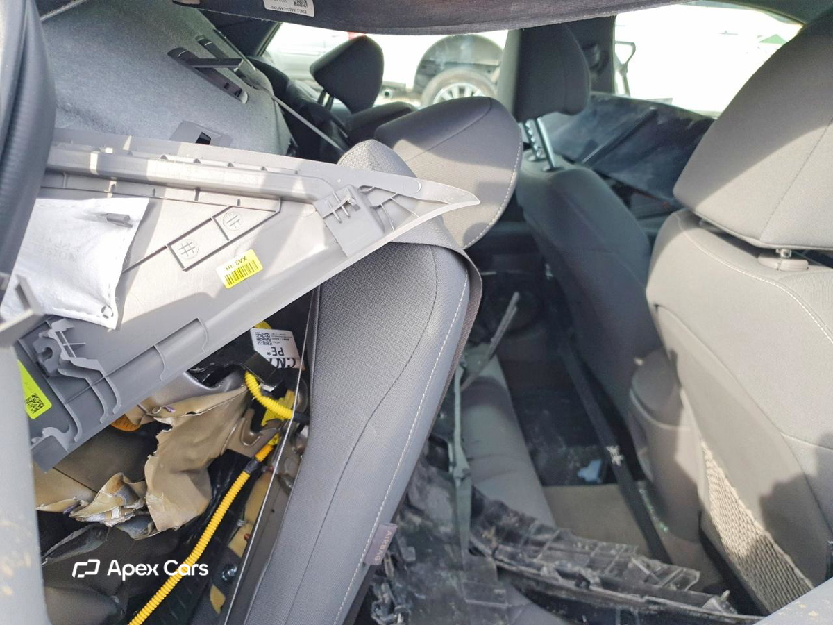Hyundai Elantra 2024
