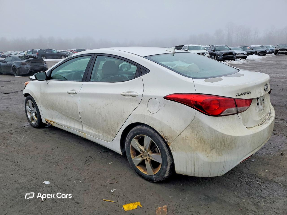 Hyundai Elantra 2013