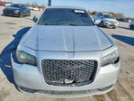 Chrysler 300 2022
