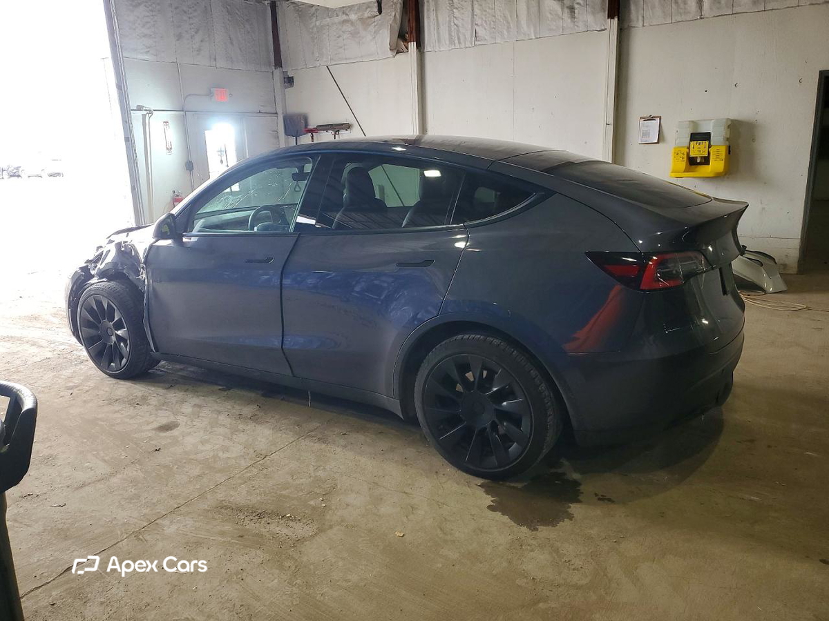 Tesla Model Y 2021