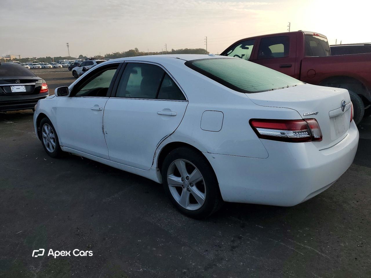 Toyota Camry 2011