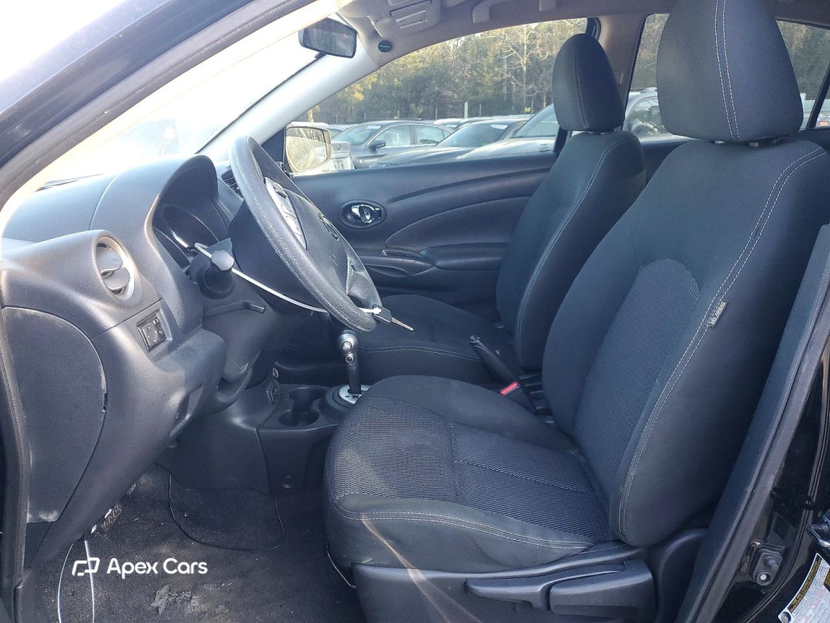 Nissan Versa 2017
