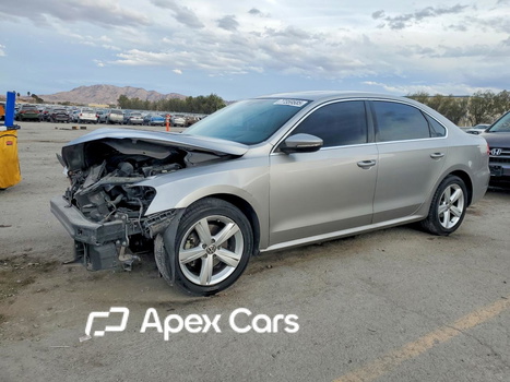 Volkswagen Passat 2012 - Image 1 of 13