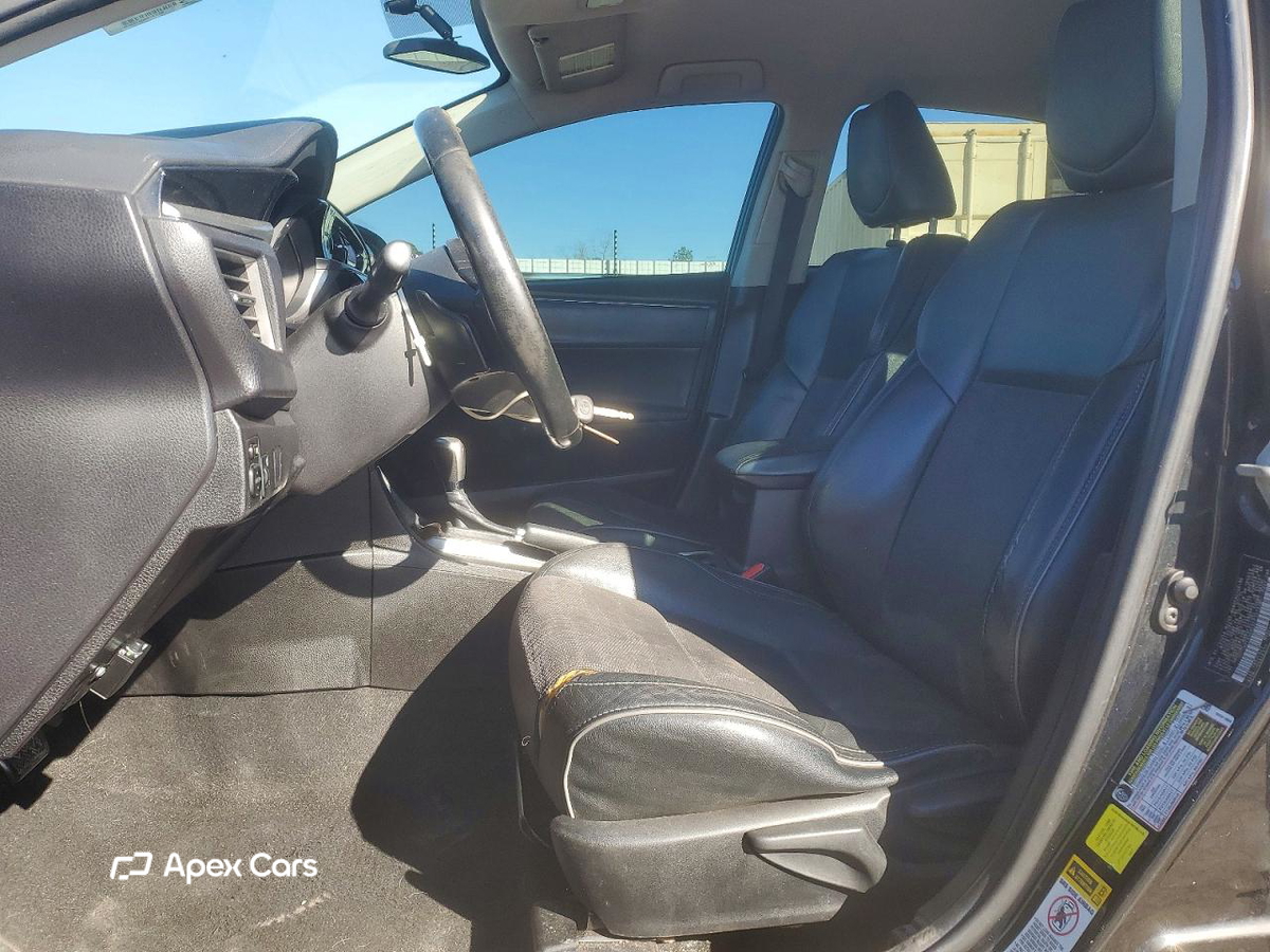 Toyota Corolla 2015
