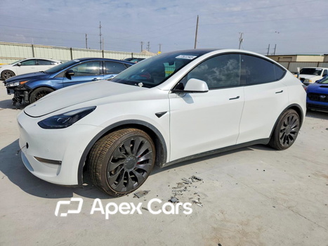 Tesla Model Y 2022 - Image 1 of 13