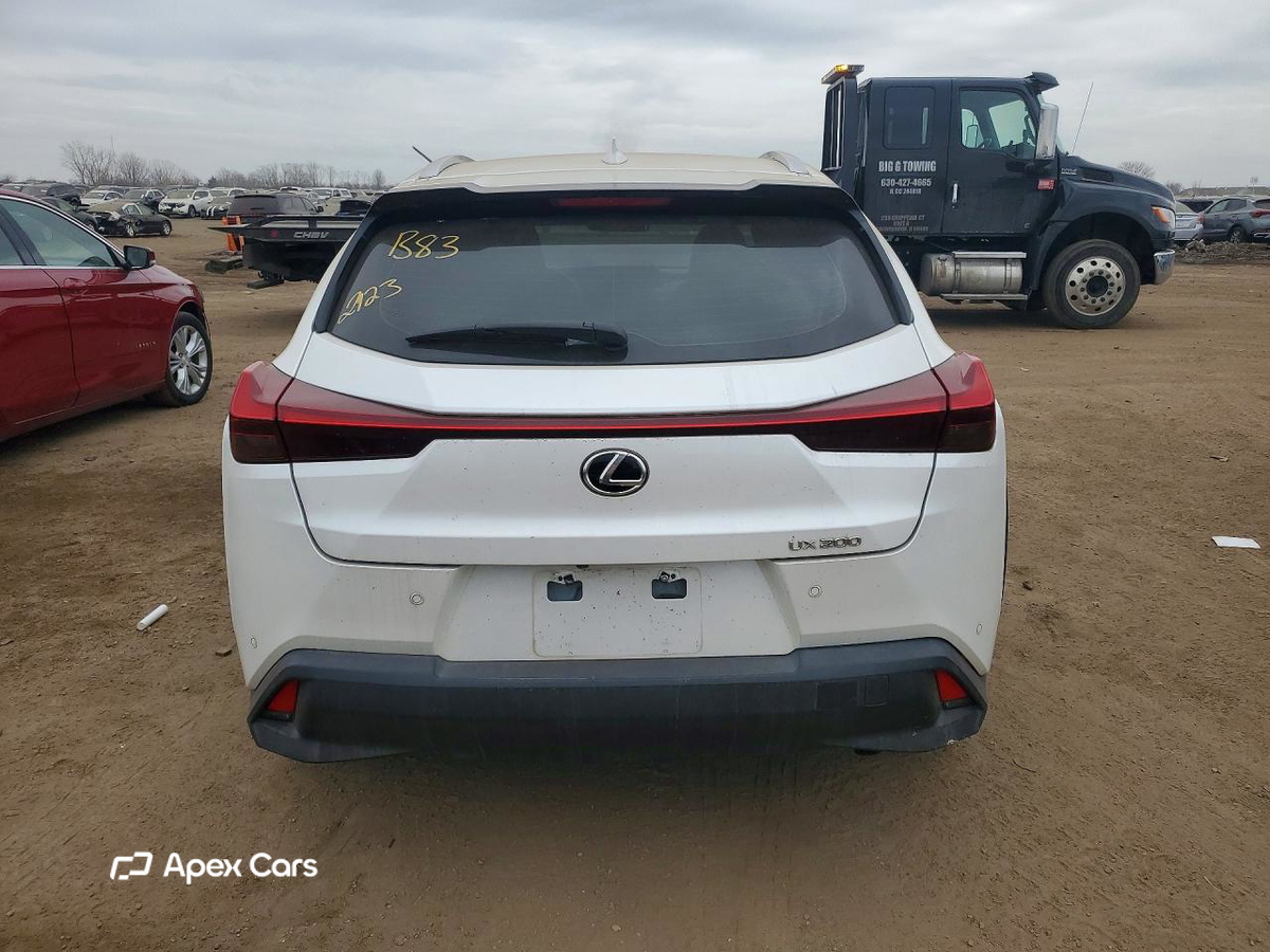 Lexus UX 2020