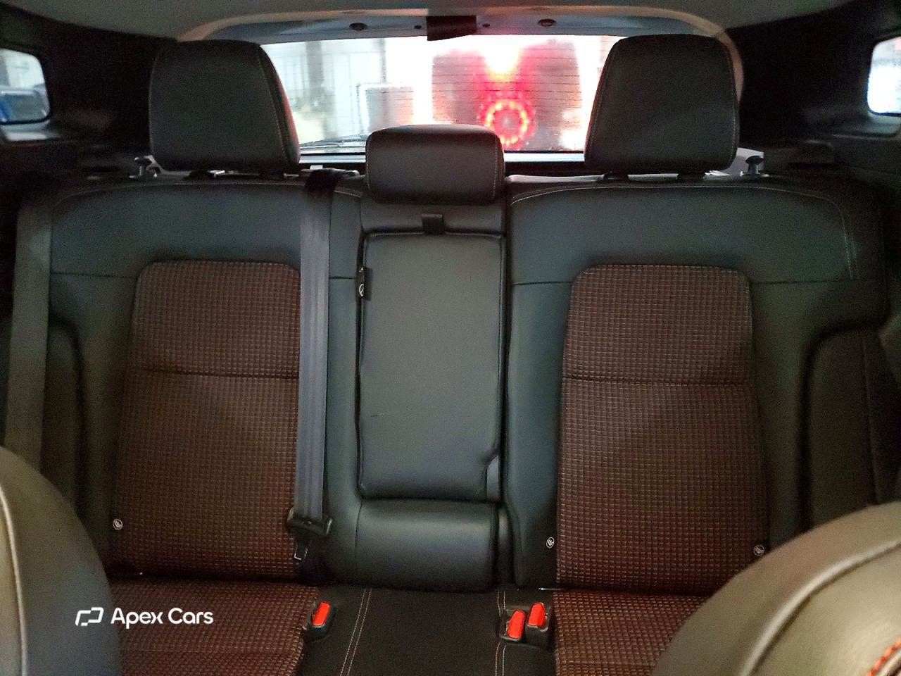 Nissan Kicks 2025
