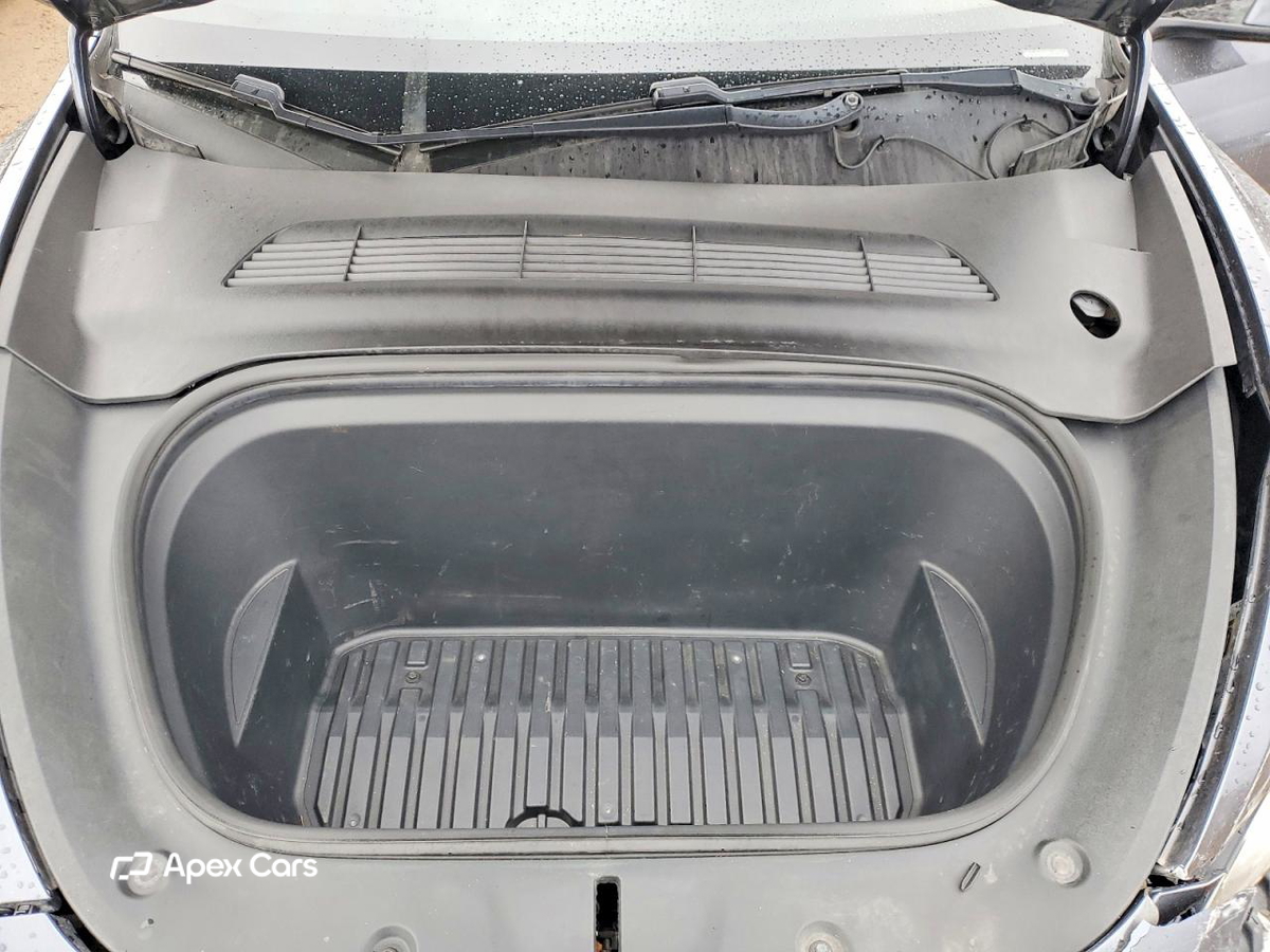 Tesla Model Y 2020