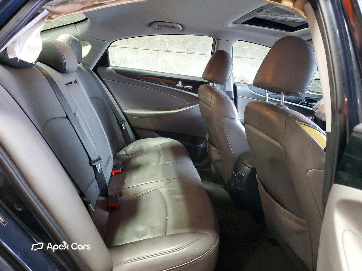 Hyundai Sonata 2011