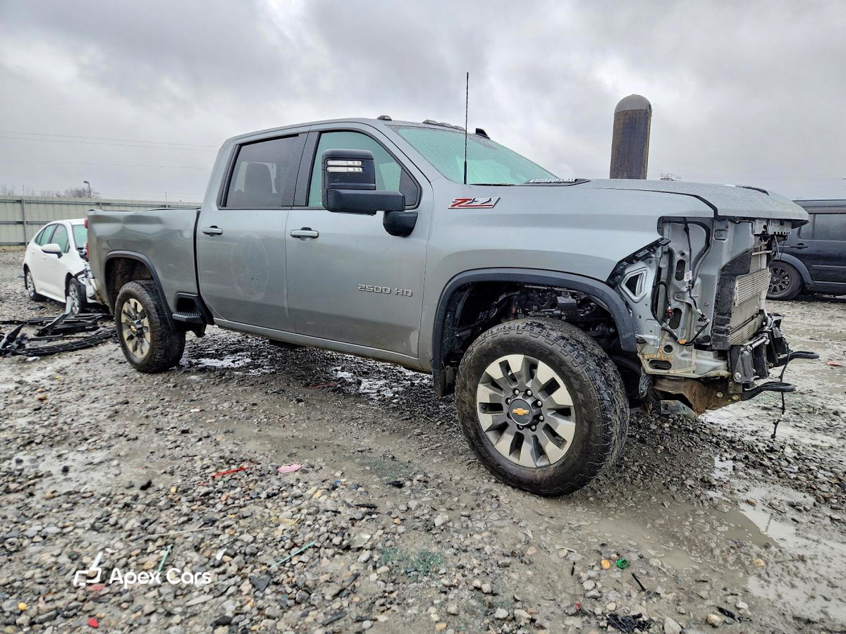 Chevrolet Silverado 2025