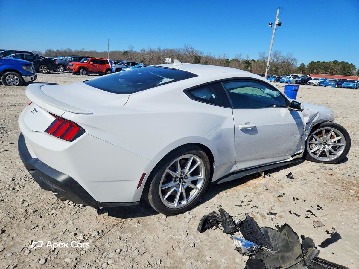 Ford Mustang 2024