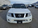 Nissan Pathfinder 2011