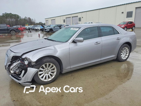 Chrysler 300 2014 - Image 1 of 13