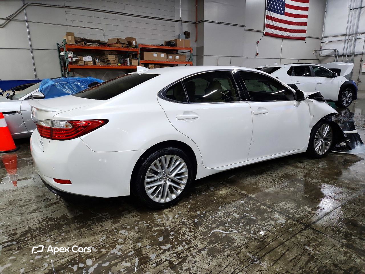 Lexus ES 2015