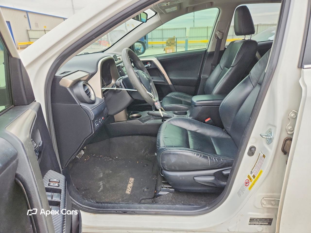 Toyota RAV 4 2015