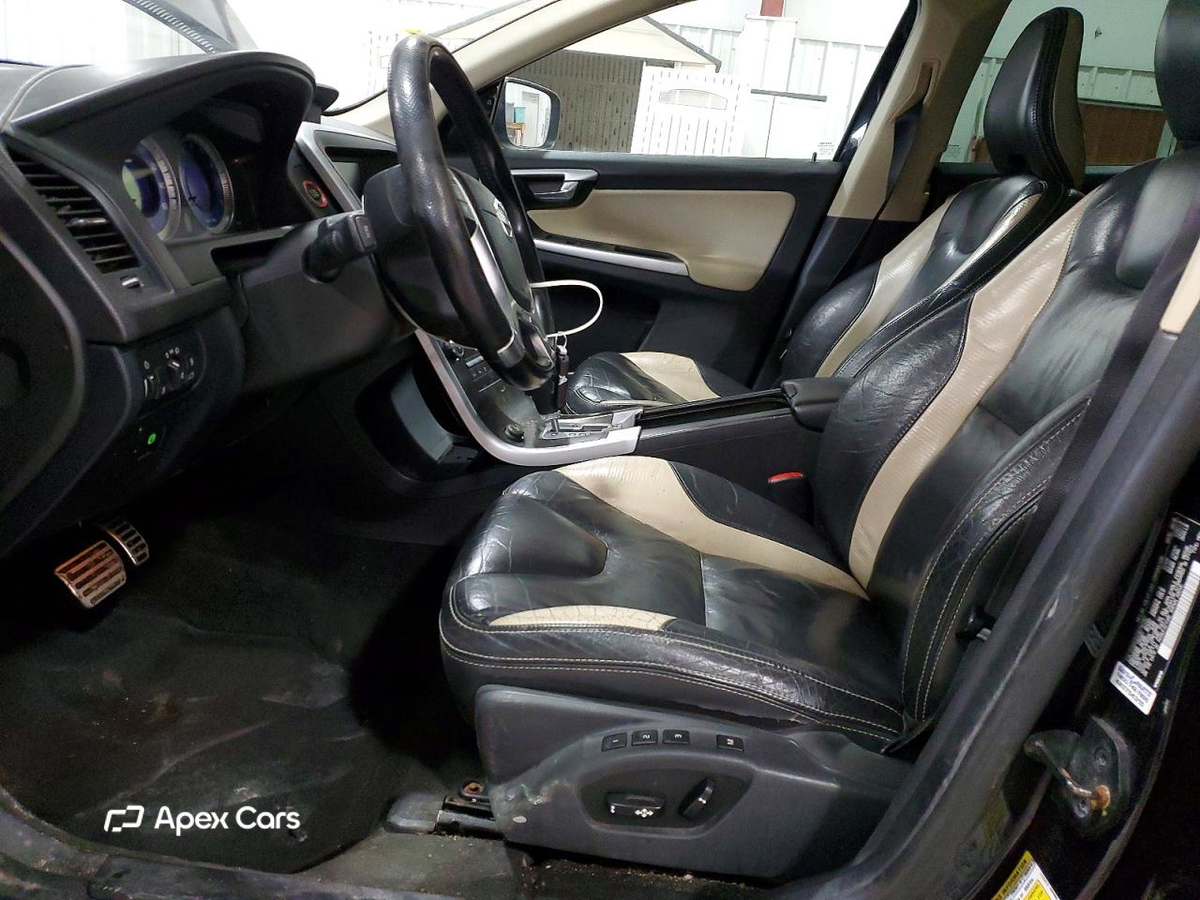 Volvo XC60 2011