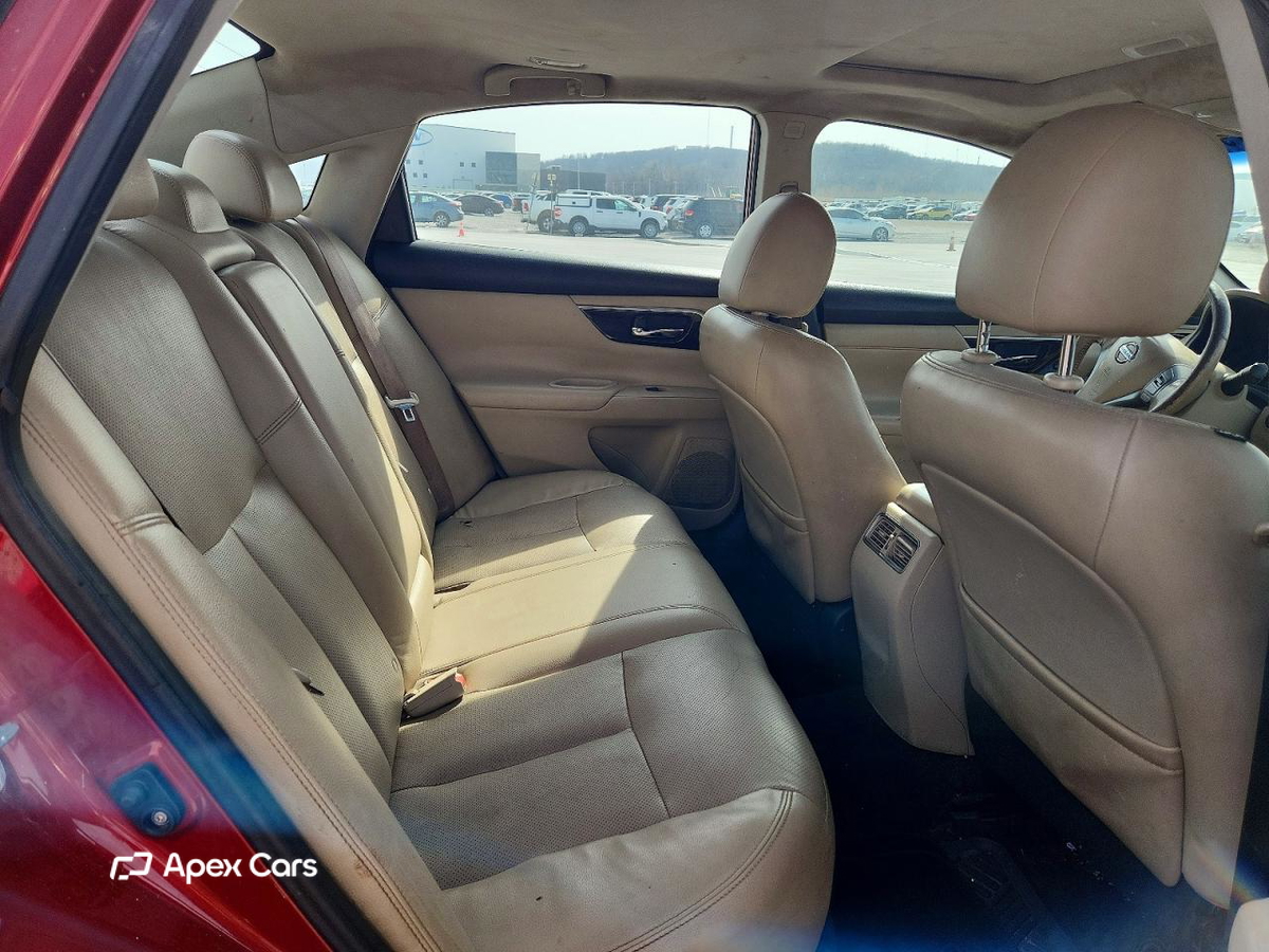Nissan Altima 2015