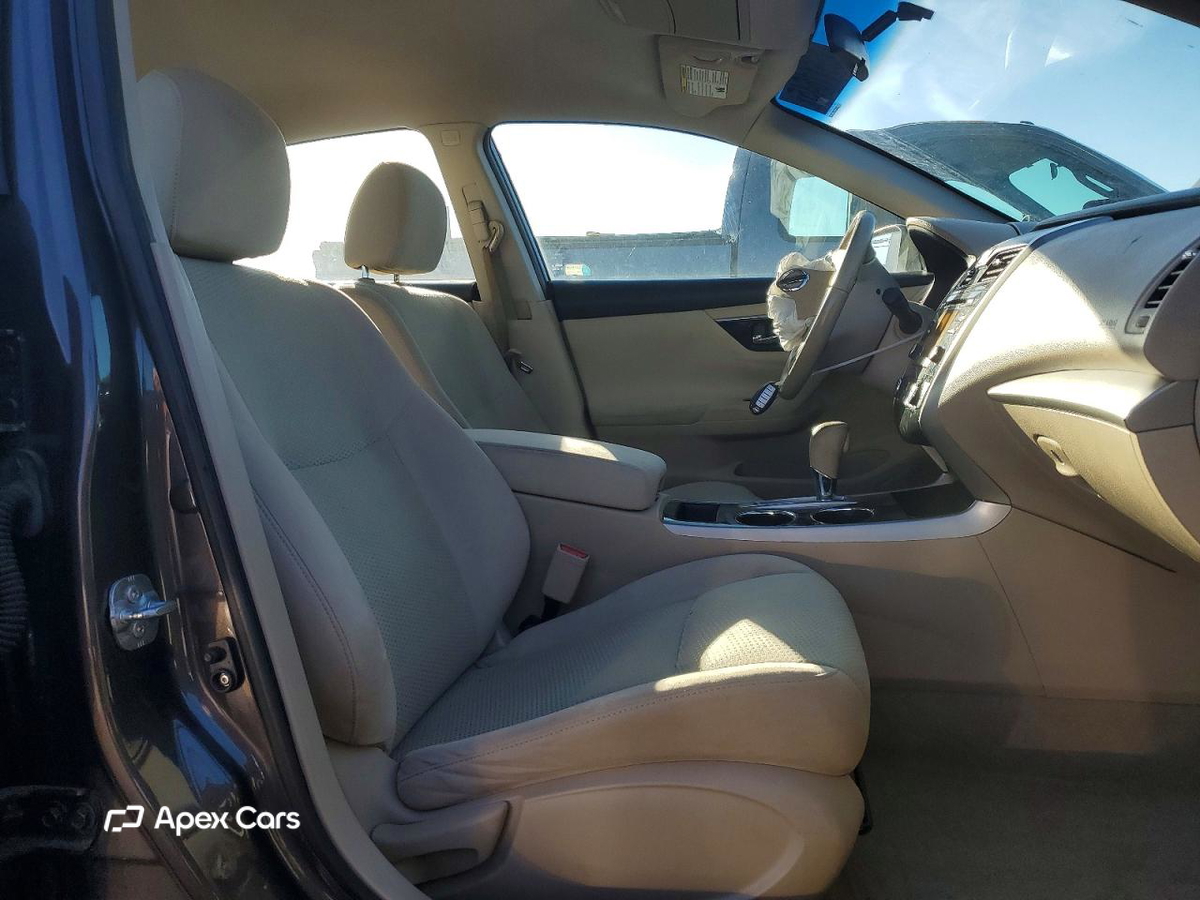 Nissan Altima 2014