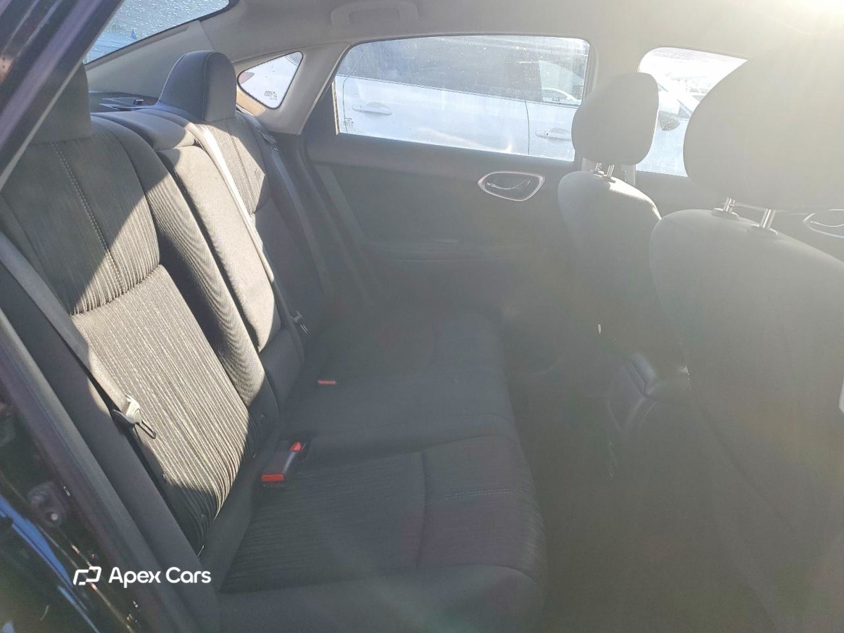 Nissan Sentra 2018