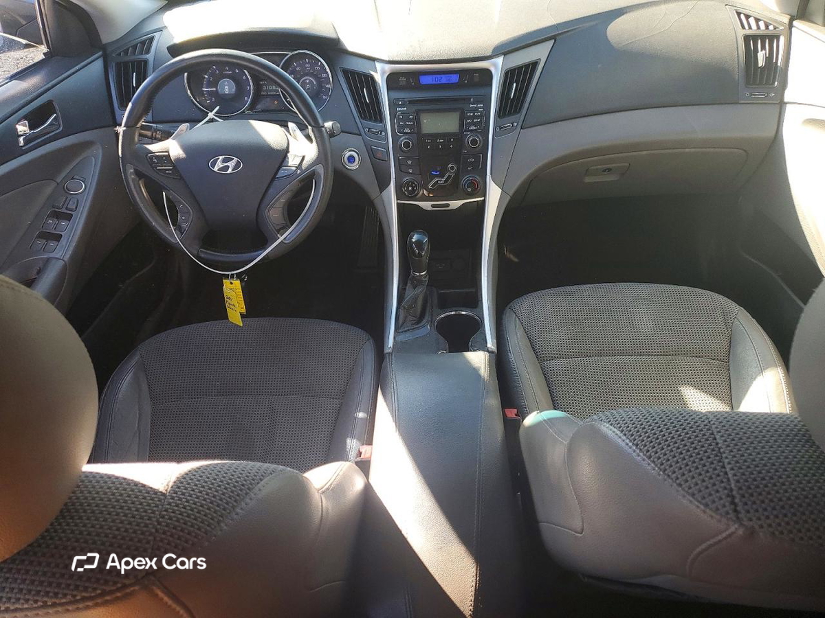 Hyundai Sonata 2011