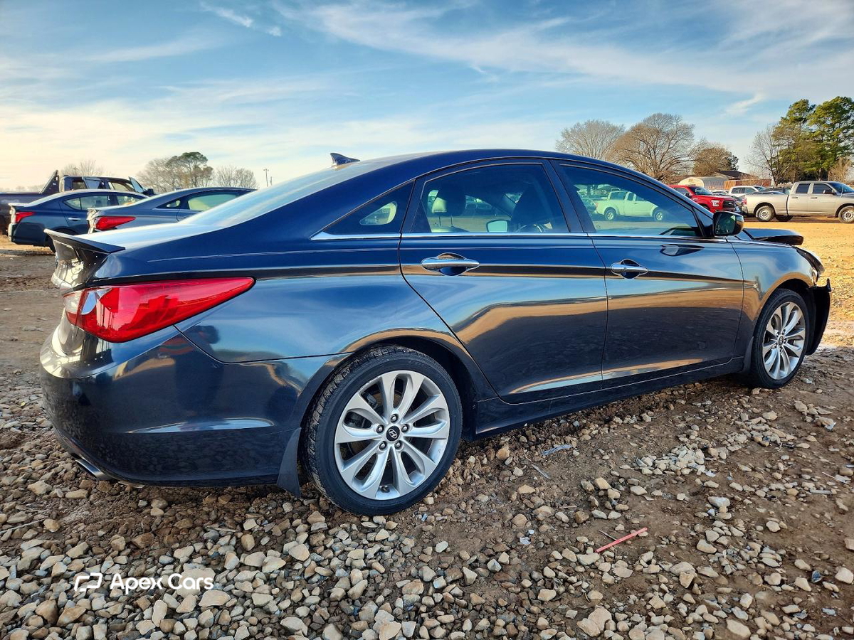 Hyundai Sonata 2013