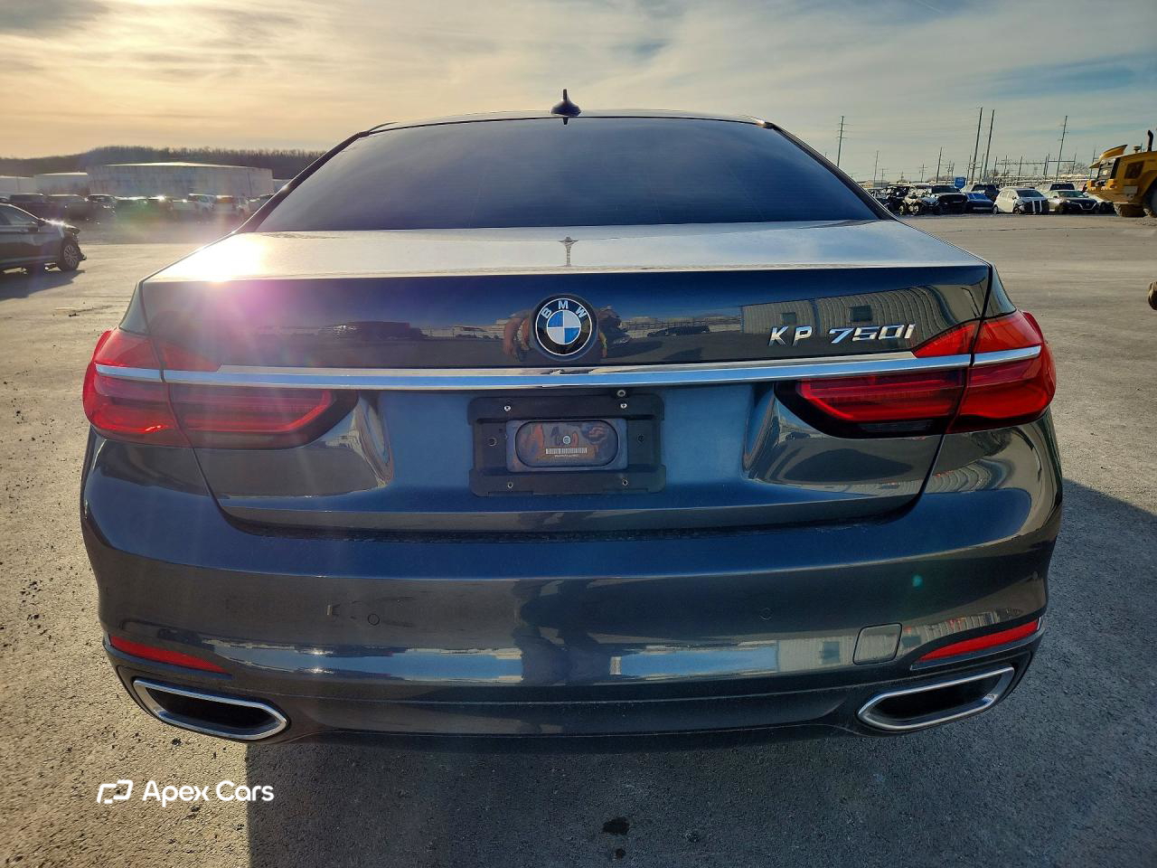 BMW Series 7 2016