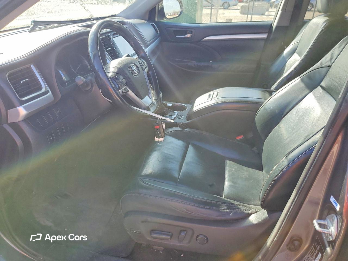 Toyota Highlander 2015