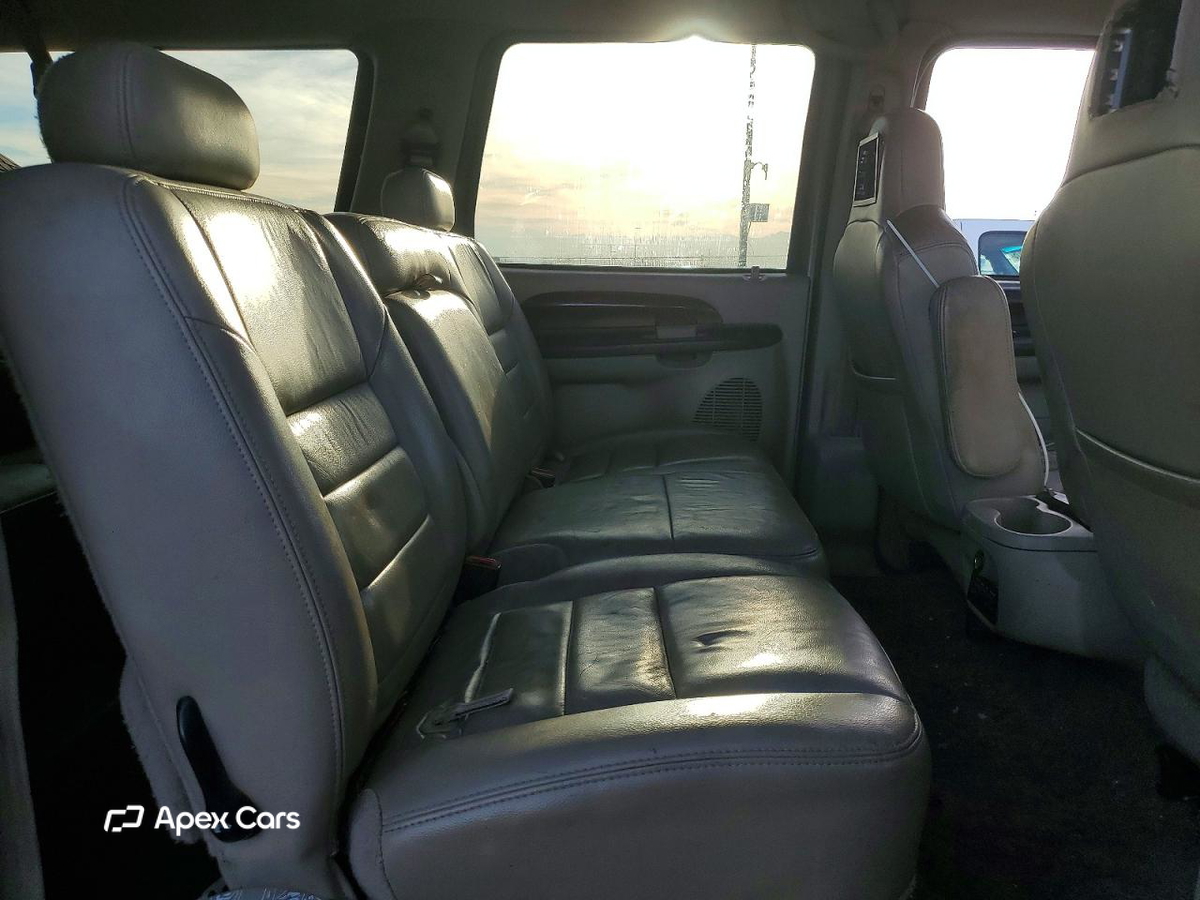 Ford Excursion 2005