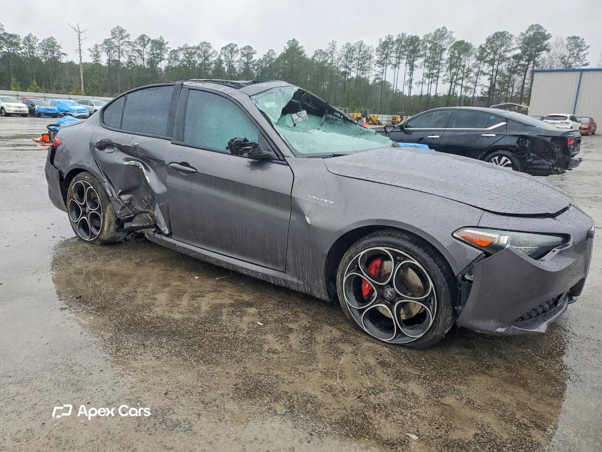 Alfa Romeo Giulia 2022