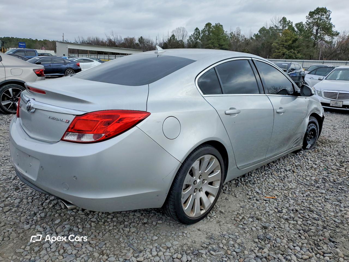 Buick Regal 2011